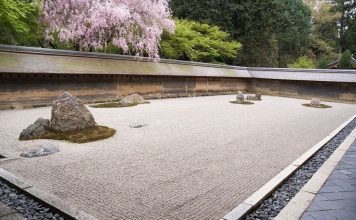 ryoan-ji garden kyoto