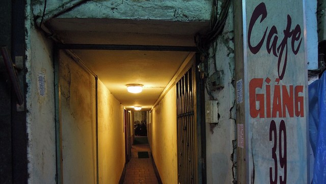 Cafe Giang, 39 Nguyen Huu Huan street hanoi vietnam