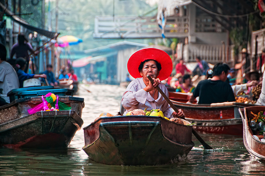 Damnoen-Saduak-floating-market-bangkok-thailand-6