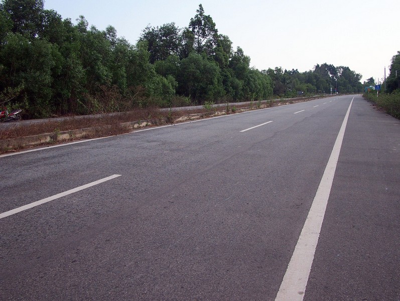 Phu Quoc Island 4 lane highway