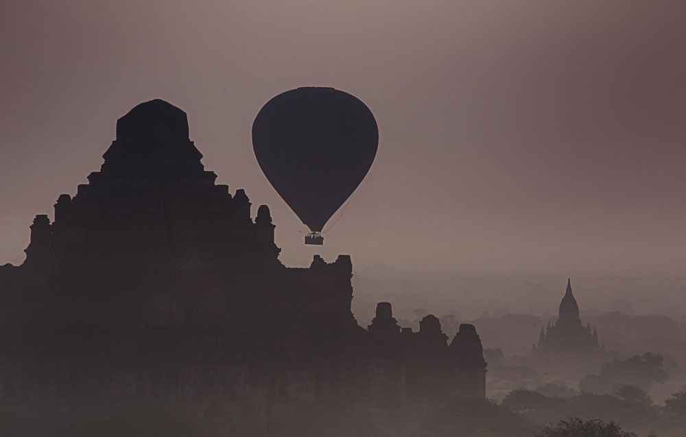 Photo by Thang Le