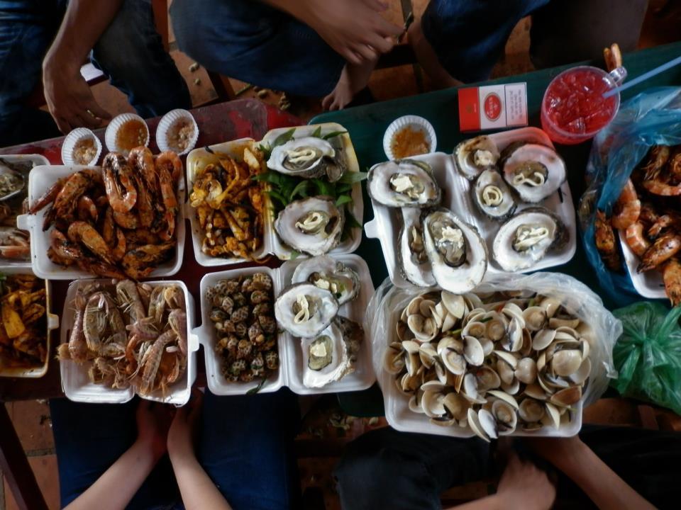 You want to try delicious seafood dishes with cheap price? Then do not hesitate to come to Can Gio on this weekend.