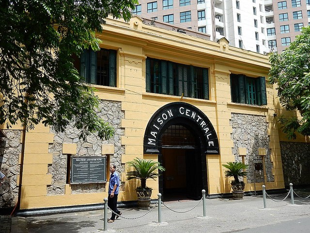 Hoa Lo Prison Museum