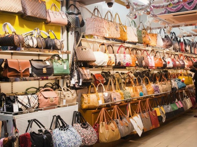 knockoffs souvenirs in hong kong shopping travel