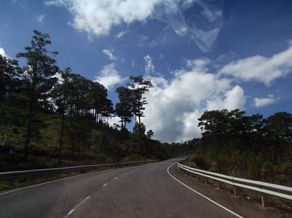 long-lanh-pass-dalat-lam-dong-vietnam-12t