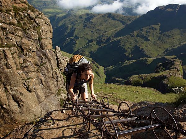 north-drakensberg-traverse-south-africa-best-trail-for-hiking