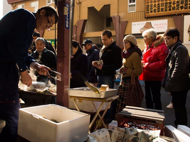 tsukiji-fish-market-tokyo-japan-6