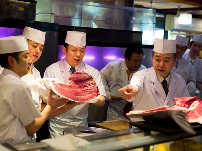 tsukiji-fish-market