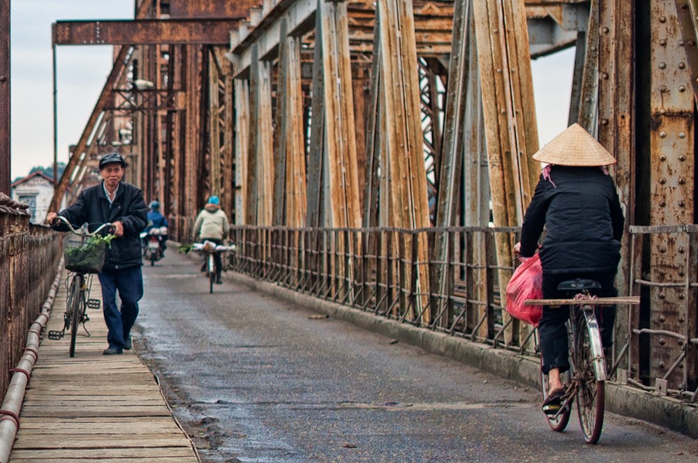 1 long-bien-bridge-hanoi vietnam guide maps hanoi tourist attractions hanoi tourist information top things to do in hanoi tours 23