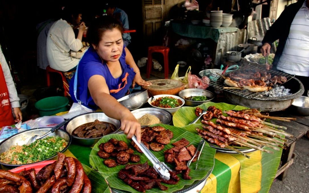 grill breakfast luang prabang
