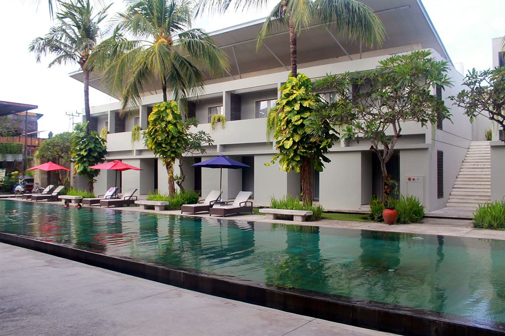 Oasis Hotel