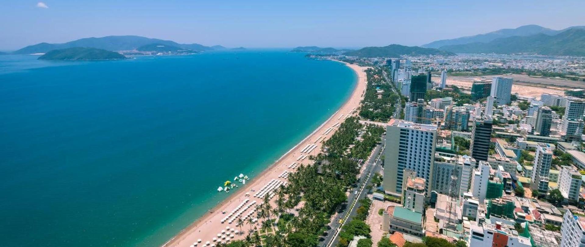nha-trang-above