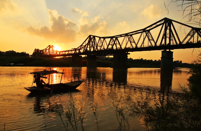 321 long-bien-bridge-hanoi vietnam guide maps hanoi tourist attractions hanoi tourist information top things to do in hanoi tours 23r