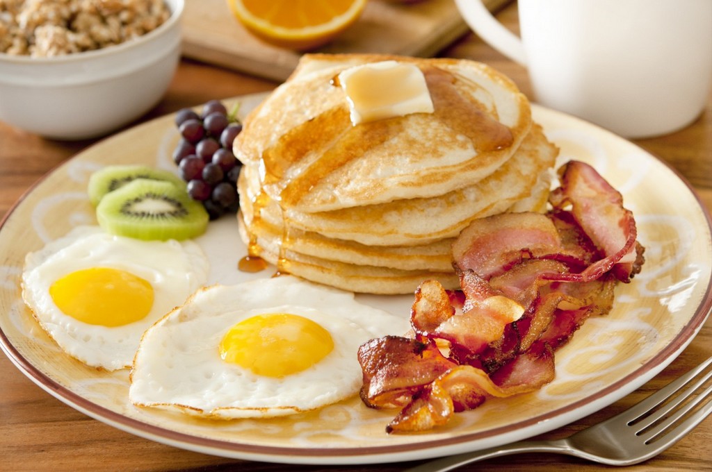 7 tip Having breakfast