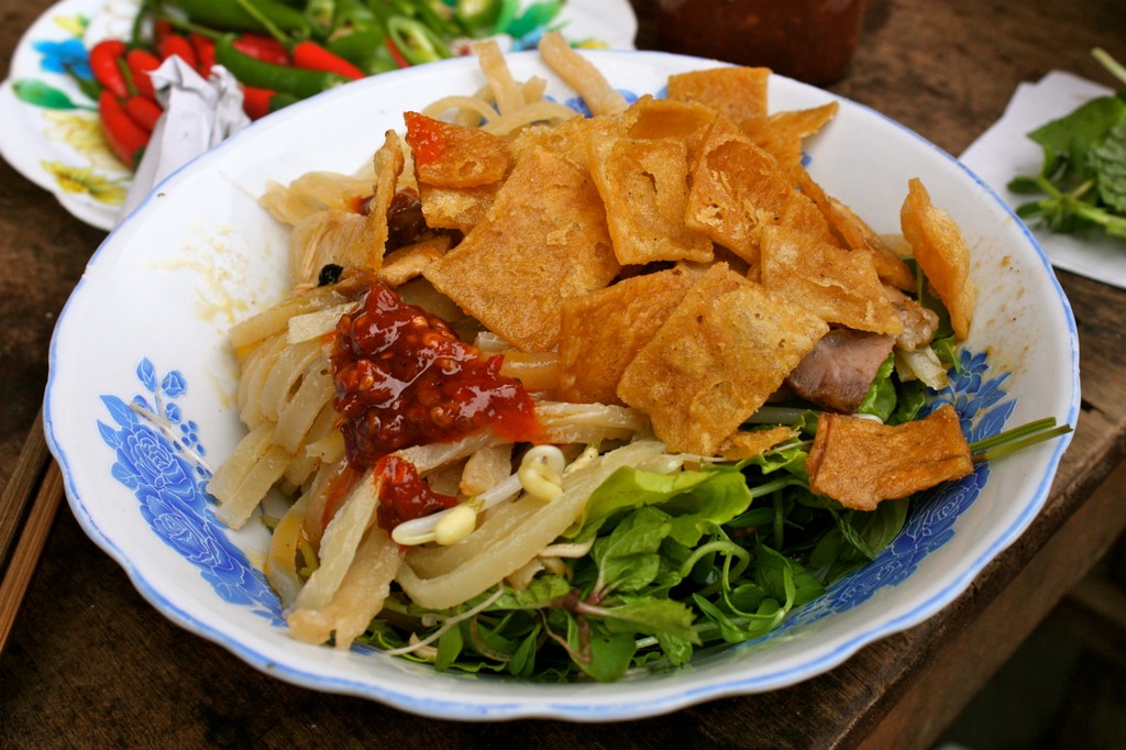 Ba Be cao lau hoi an foods 7