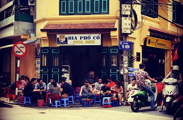 Cool Beer on Ta Hien Street