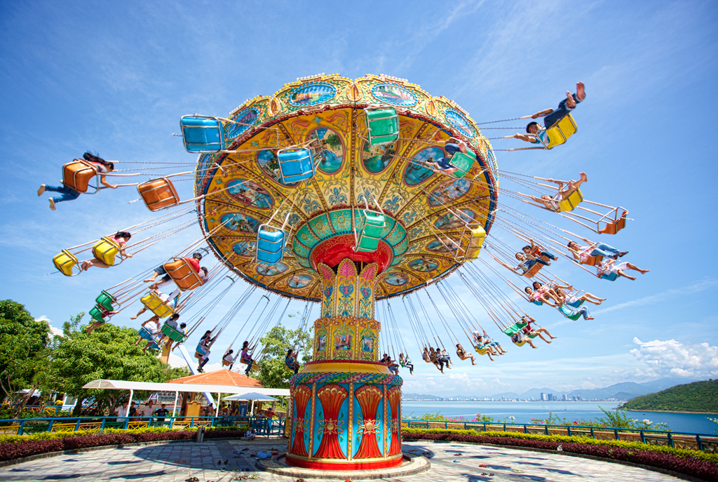 Ferris wheel- time for leisure activity