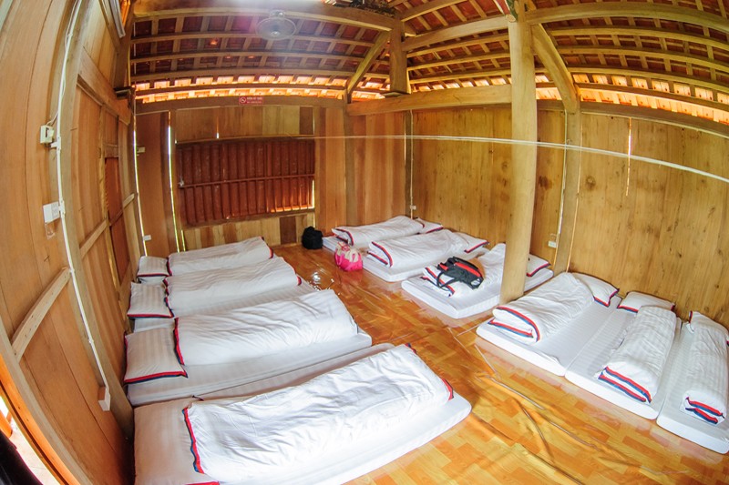 Japanese style bungalow stilt house 1
