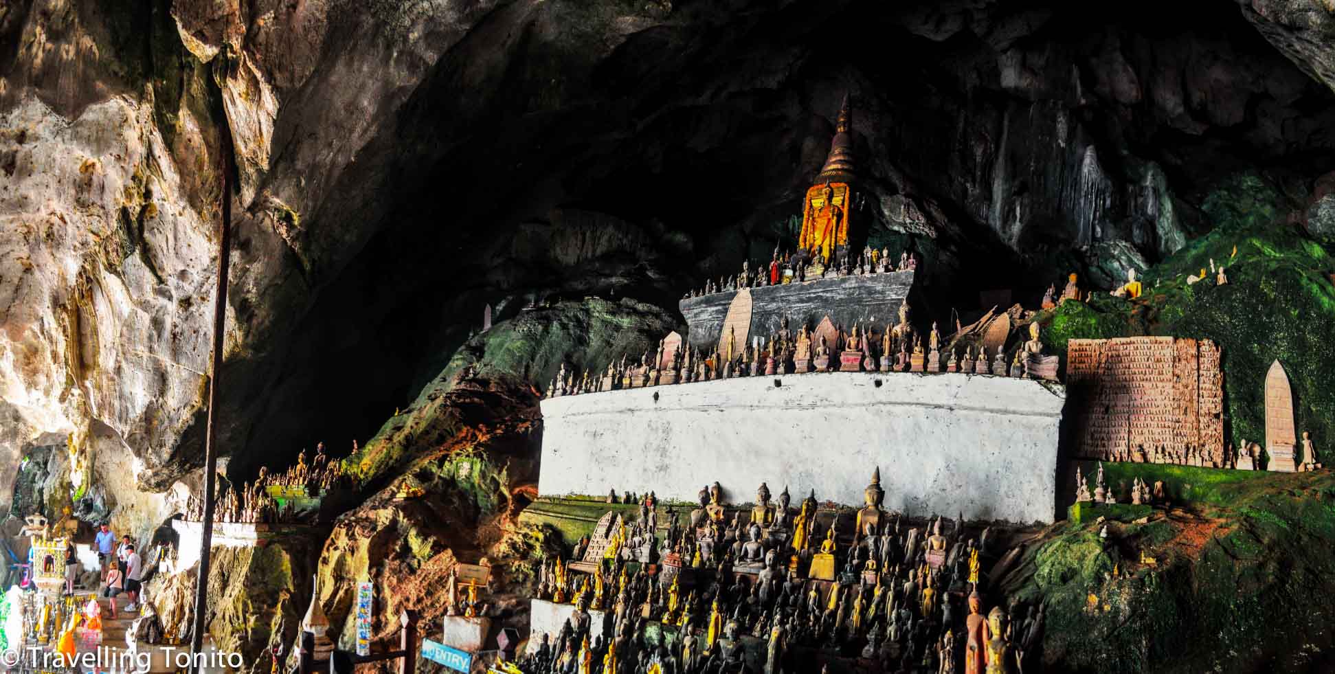 Tham Ting (Lower Cave) Photo: Travellingtonito