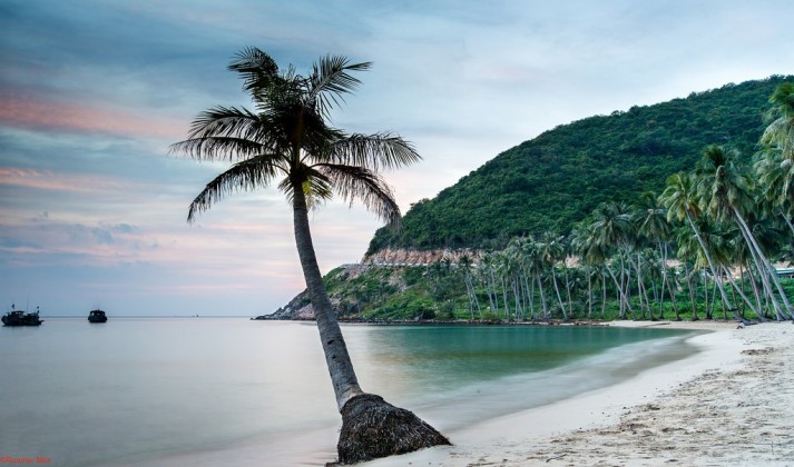 Mesmerizing Men beach