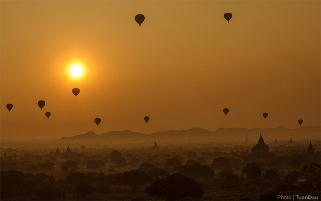 One of the moments not to be missed while in Bagan_Bagan travel guide_source: Tuan Dao
