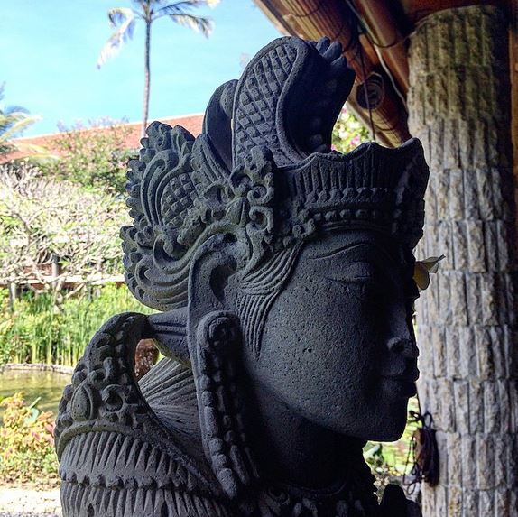 The Sculptor bali