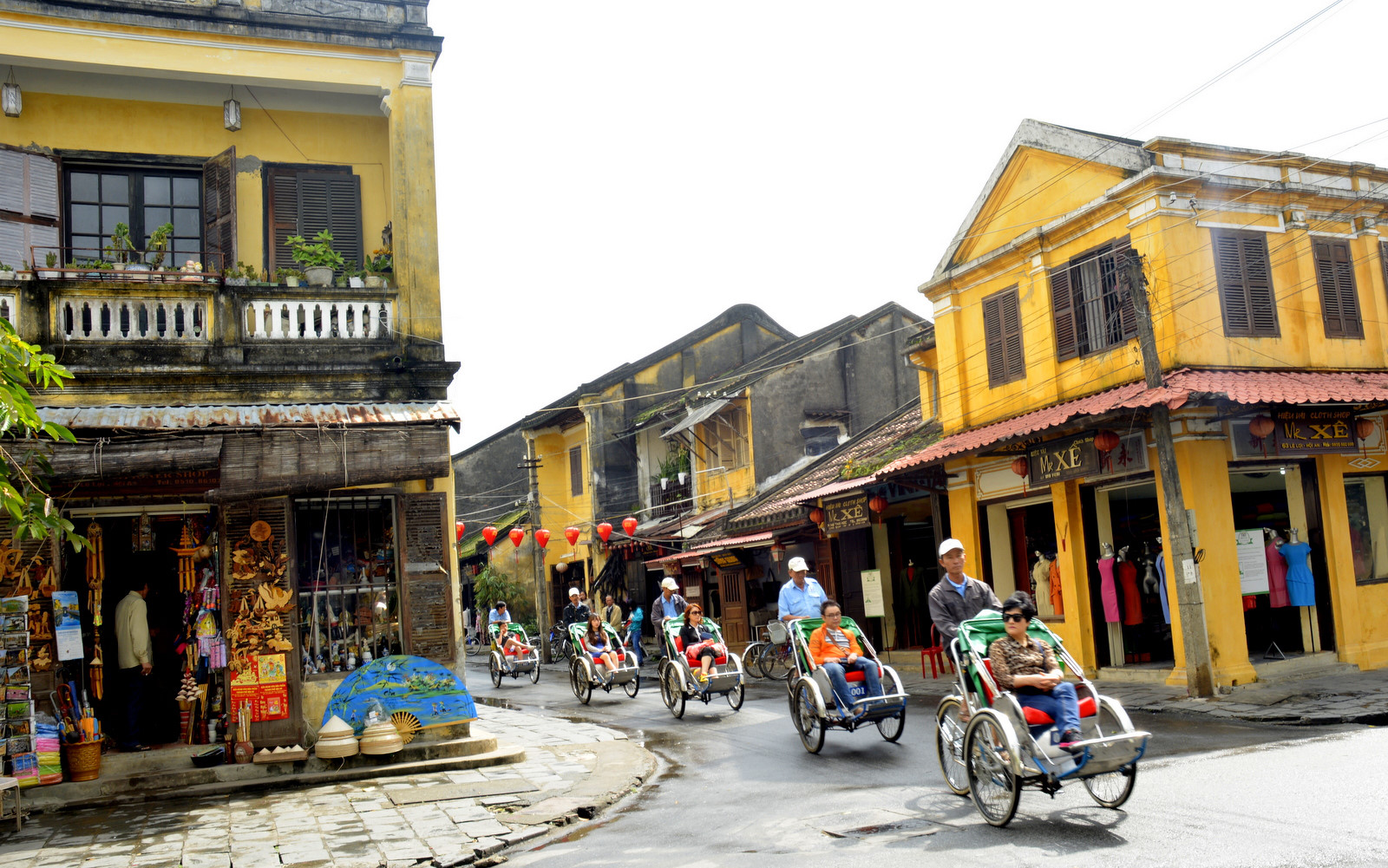 Traveling by pedicab