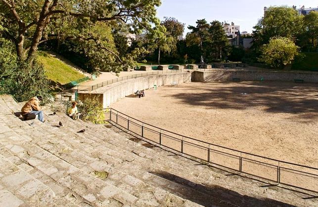 VISIT THE ARÈNES DE LUTÈCE