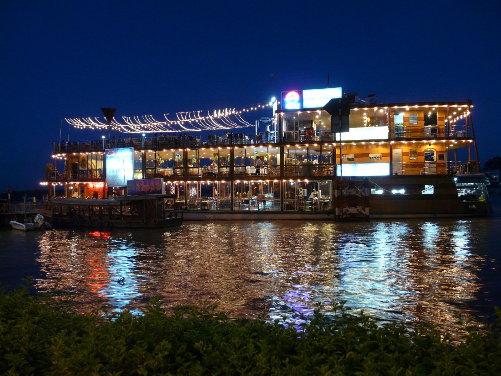 Yacht on Hau river at night