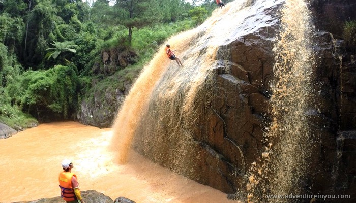canyoning in dalat vietnam (6)