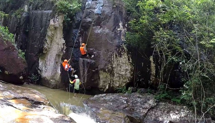 canyoning in dalat vietnam (7)