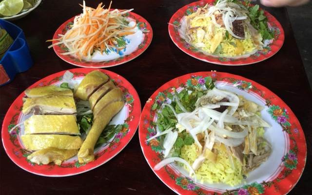 chicken rice hoi an travel guides 5