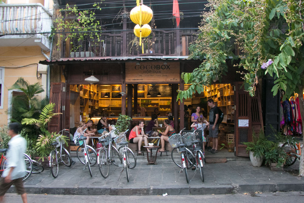 Cocobox is a favourite destination for foreign visitors in Hoi An Ancient Town. Photo from Misterweekender.com