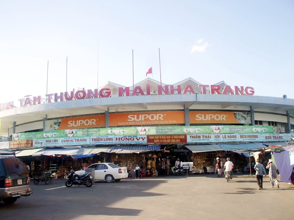 dam market3