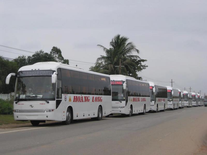 hoang long coaches