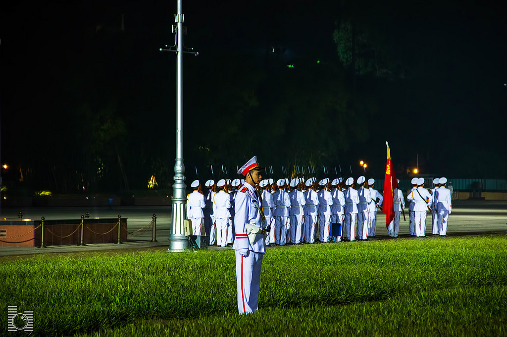lowering flag at ho chi minh masoleum 2