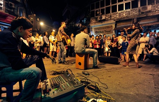 music 36 street hanoi old quarter of hanoi  hanoi tourist attractions hanoi tourist information things to do in hanoi hang bac 1