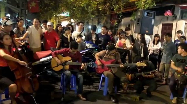 music 36 street hanoi old quarter of hanoi  hanoi tourist attractions hanoi tourist information things to do in hanoi hang bac thr