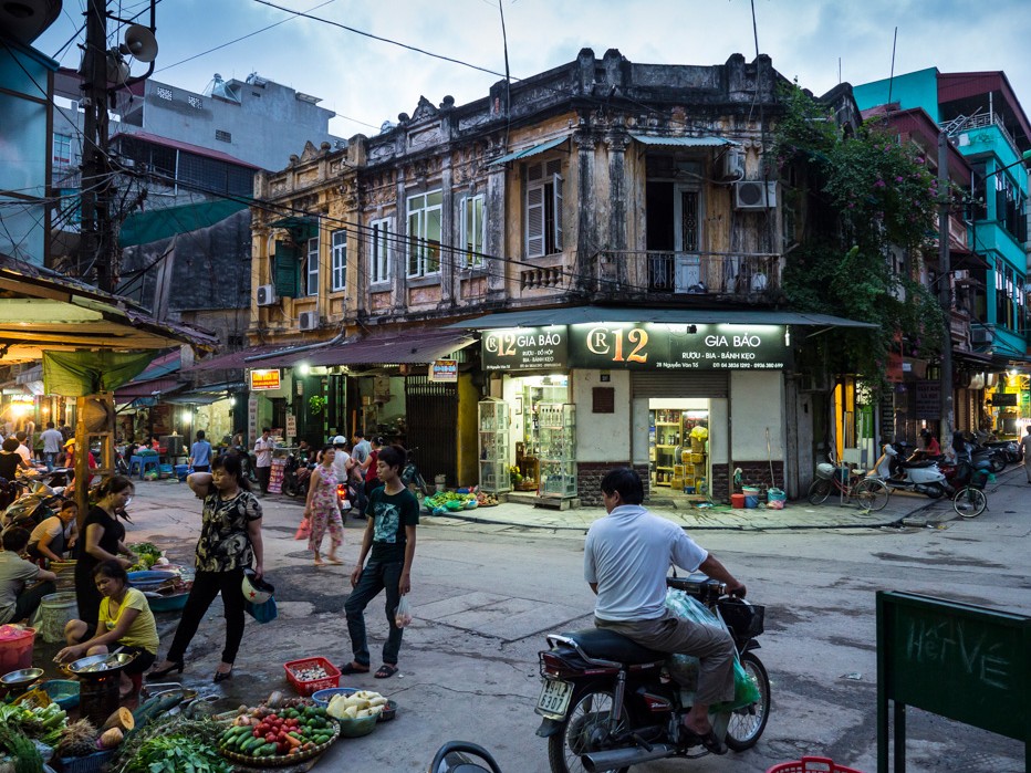old quarter of hanoi  hanoi tourist attractions hanoi tourist information things to do in hanoi tt