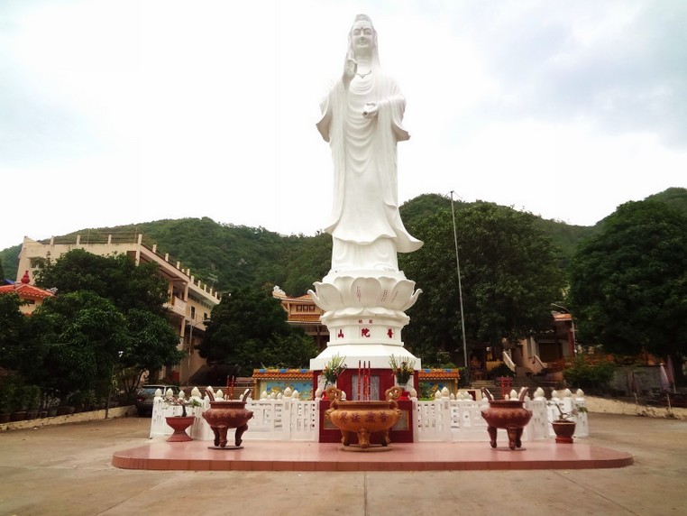 quan the am pagoda vung tau vietnam review guide history address 46
