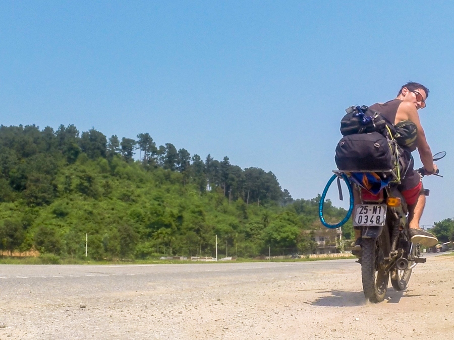 riding the hai van pass motorbike vietnam