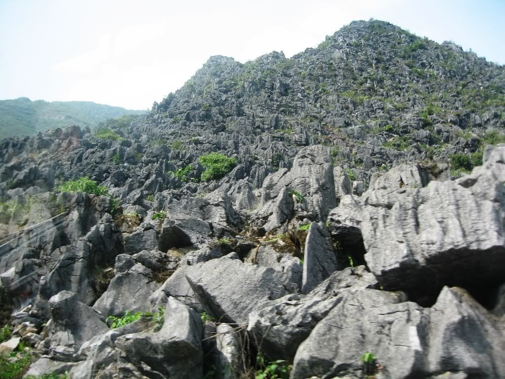 rock plateau dong van