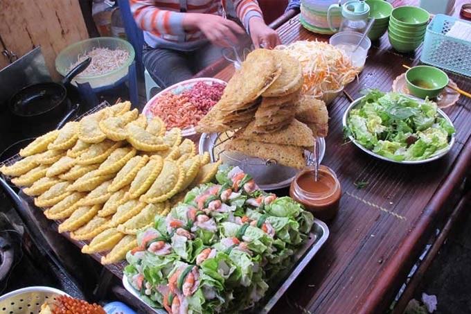 street foods 36 street hanoi old quarter of hanoi  hanoi tourist attractions hanoi tourist information things to do in hanoi hang bac t