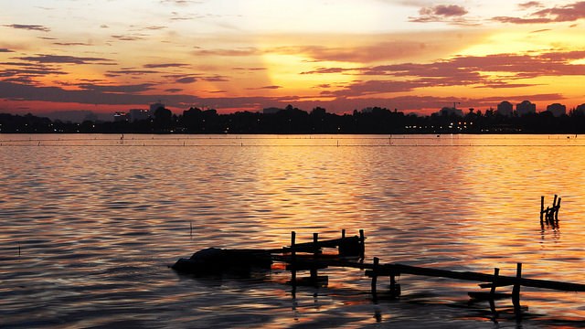 sunset at ho tay west lake hanoi 2
