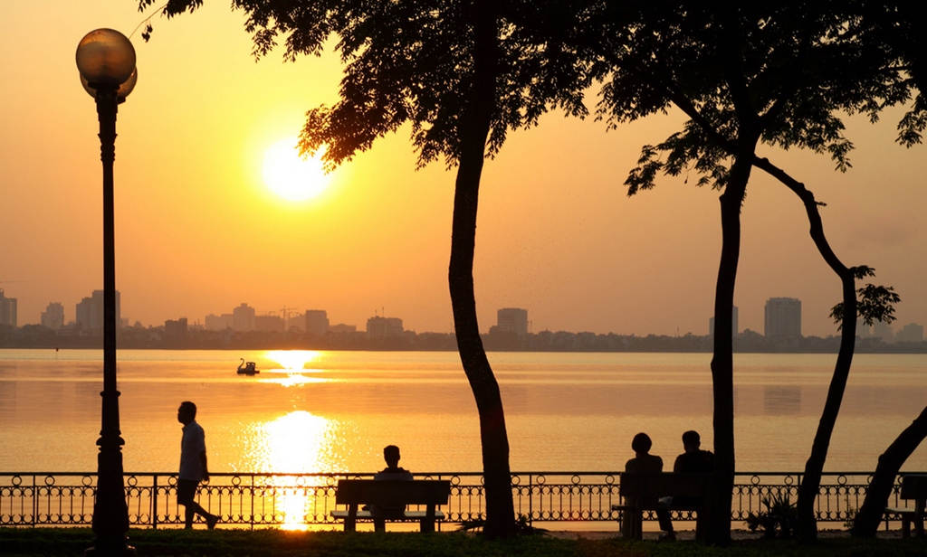 sunset at ho tay west lake hanoi yrr