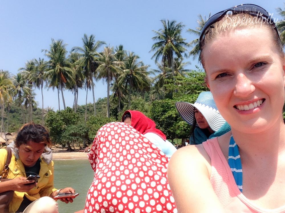 take picture on boat koh tonsay cambodia