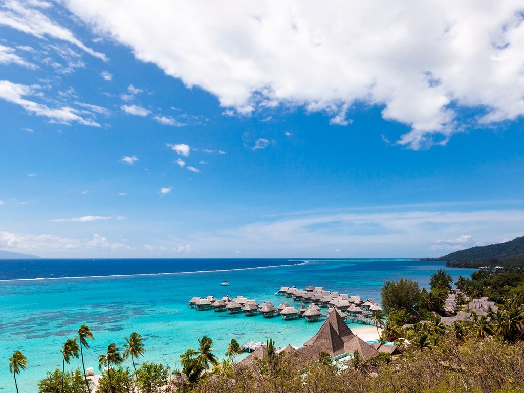 temae and teavora moorea french polynesia