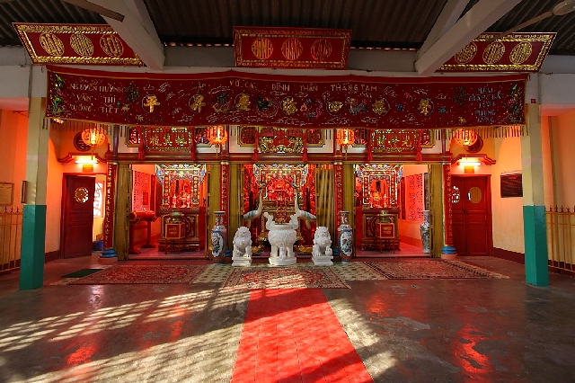 thang tam whale temple vung tau sights attractions things to do guide review adress (4)