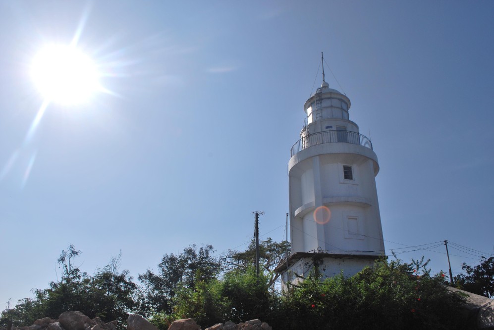 vung tau light house attraction guide review opening hours ticket fees address things to do in vung tau vietnam (2)