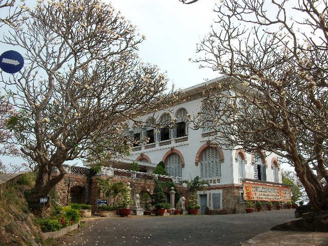 white palace vung tau vietnam guide bach dinh vung tau things to do attractions address 4